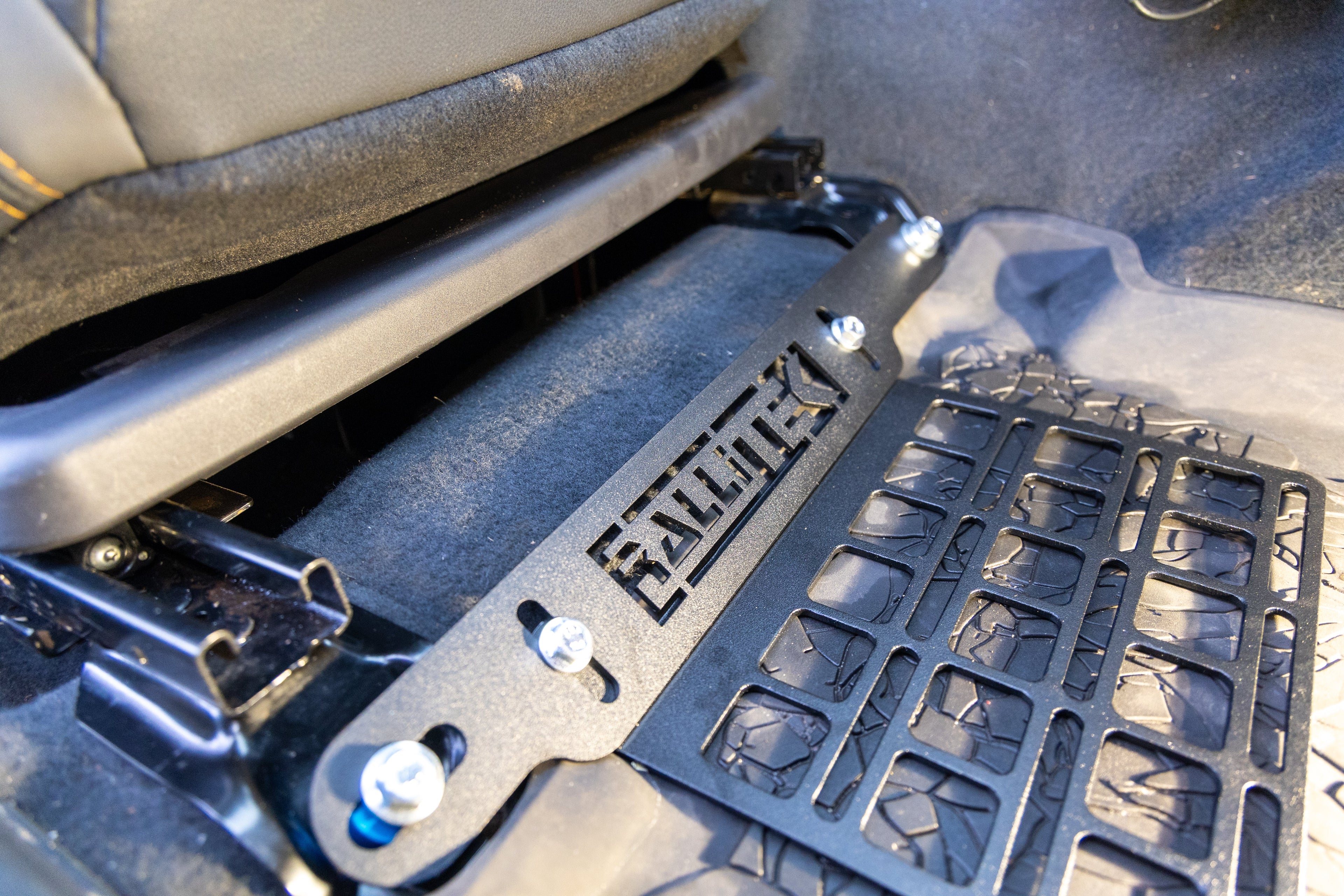 Seat Bracket Fire Extinguisher Mount - Fits Most Subaru Models